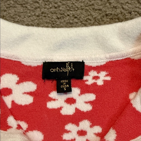 Women's Floral Polo Sweater - Red and White Daisy Design - Picture 2 of 5